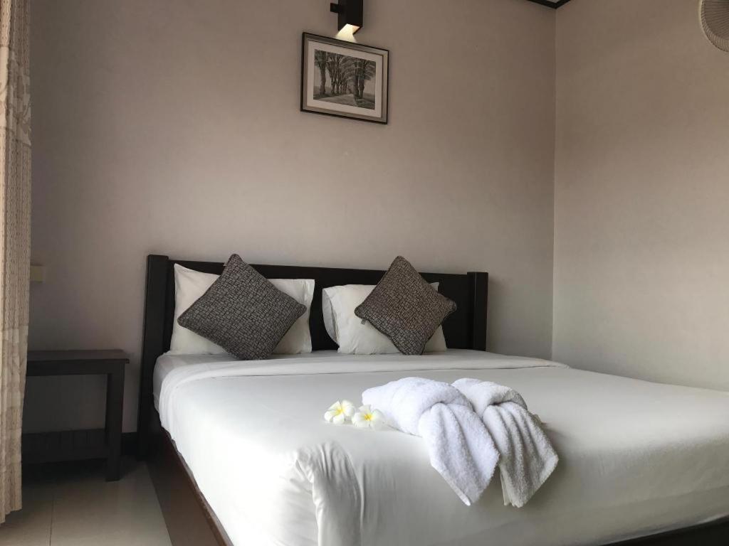 Phou Ang Kham 2 Hotel Vang Vieng Exterior foto