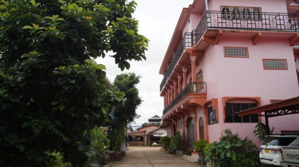 Phou Ang Kham 2 Hotel Vang Vieng Exterior foto
