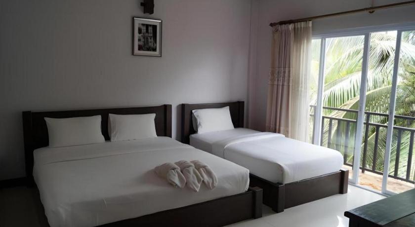 Phou Ang Kham 2 Hotel Vang Vieng Exterior foto