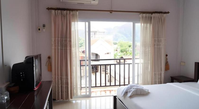 Phou Ang Kham 2 Hotel Vang Vieng Exterior foto